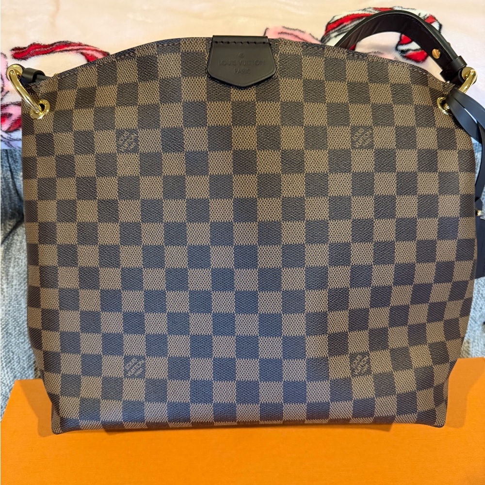 Louis Vuitton Brown Checkered Shoulder Bag - Picture 6 of 16